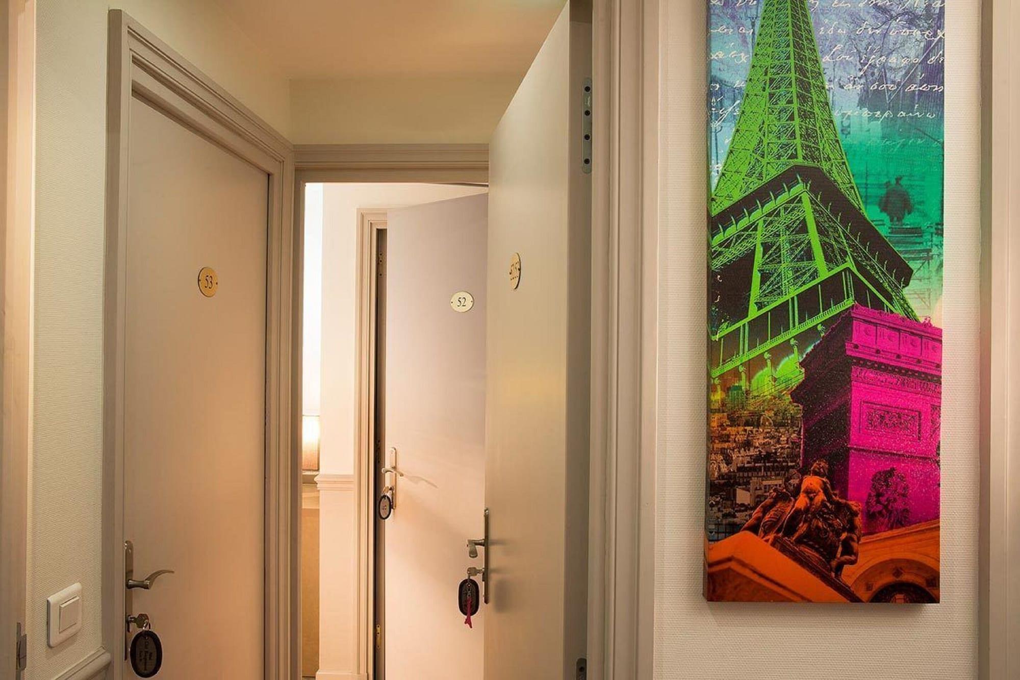 Hotel De La Cite Rougemont Paris Bagian luar foto
